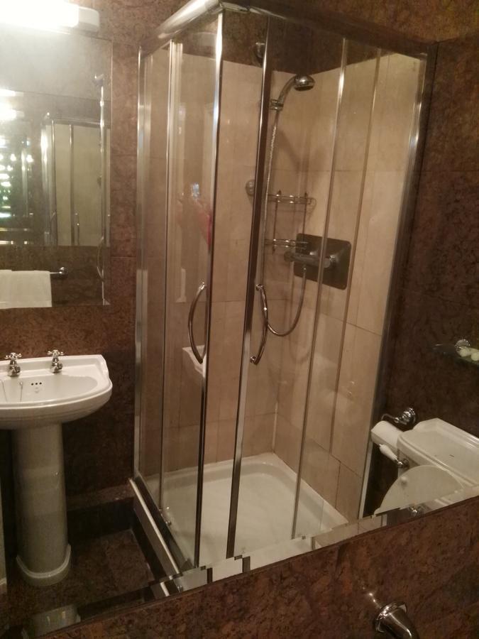 Naas Court Hotel Luaran gambar