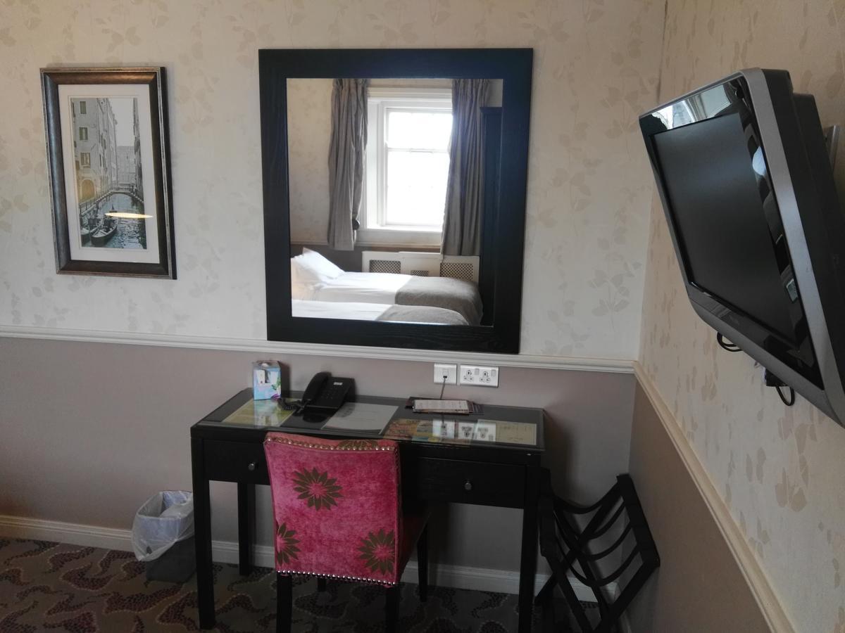 Naas Court Hotel Luaran gambar
